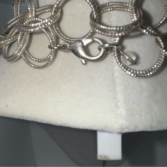 Silver Tone Modernist Long Double Circle Link Necklace and bracelet set - Picture 8 of 8